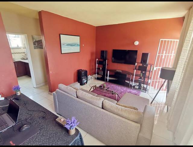 2 BEDROOM PROPERTY TO RENT IN THE WOLDS